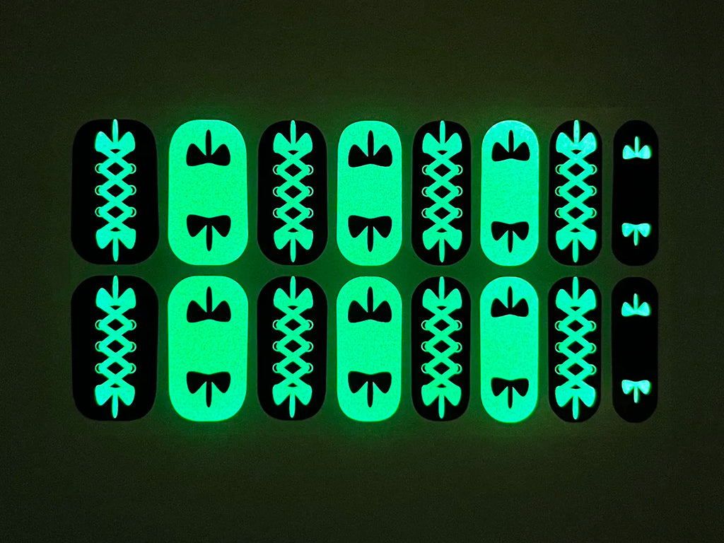 Laced Up Glow in the Dark - Nail Wrap Set